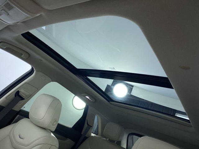 used 2022 Cadillac XT5 car, priced at $35,490