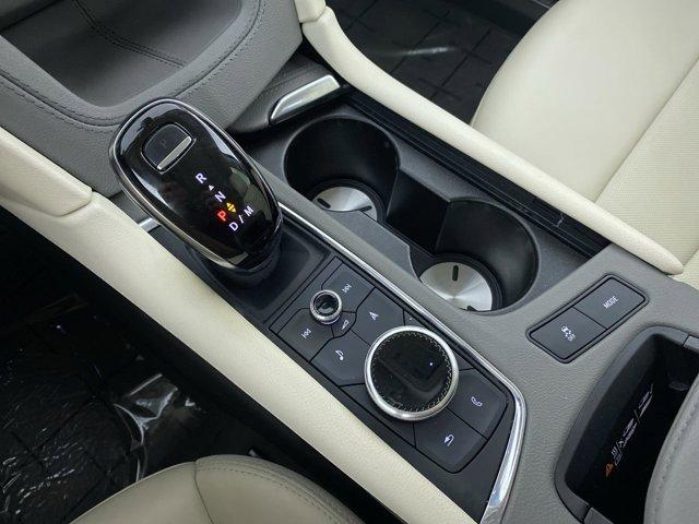 used 2022 Cadillac XT5 car, priced at $35,490