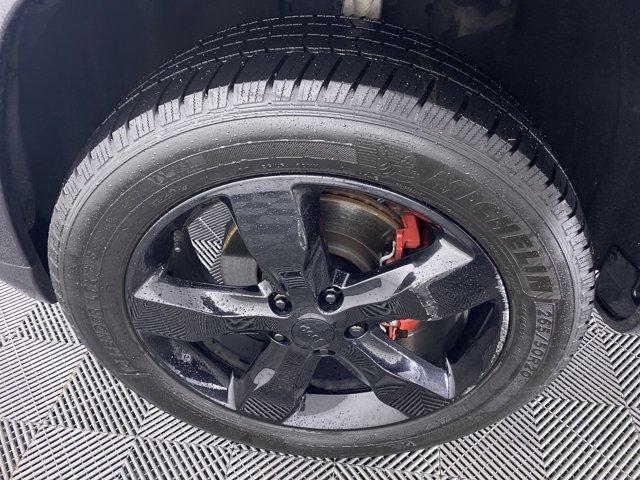 used 2016 Jeep Grand Cherokee car, priced at $16,690