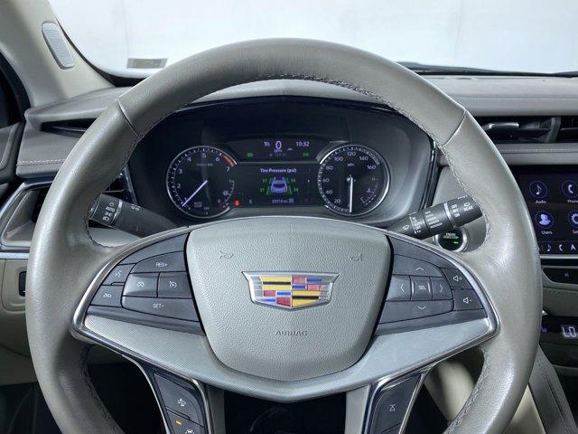 used 2022 Cadillac XT5 car, priced at $32,490