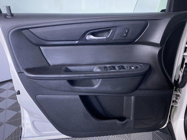 used 2015 Chevrolet Traverse car, priced at $10,990