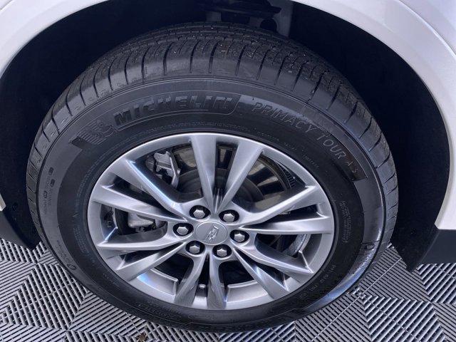 used 2022 Cadillac XT5 car, priced at $36,290