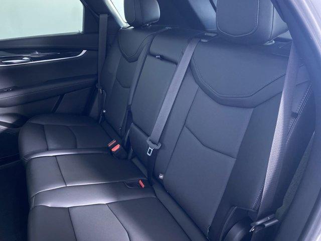 used 2022 Cadillac XT5 car, priced at $36,290