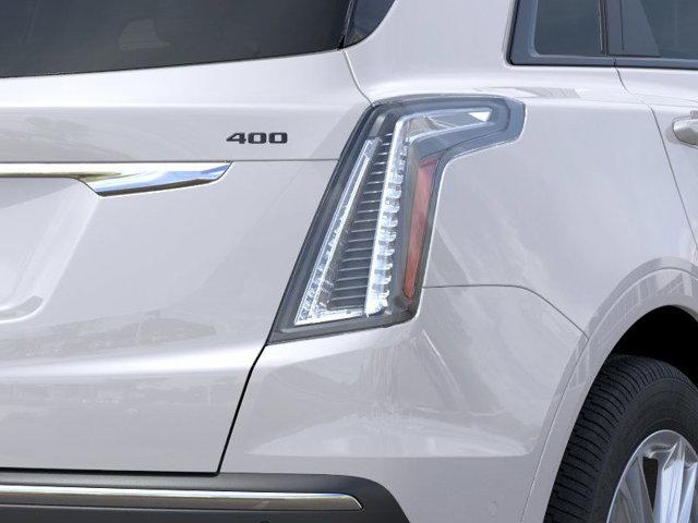 new 2025 Cadillac XT5 car, priced at $60,077