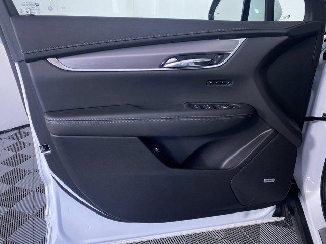 used 2023 Cadillac XT6 car, priced at $39,490