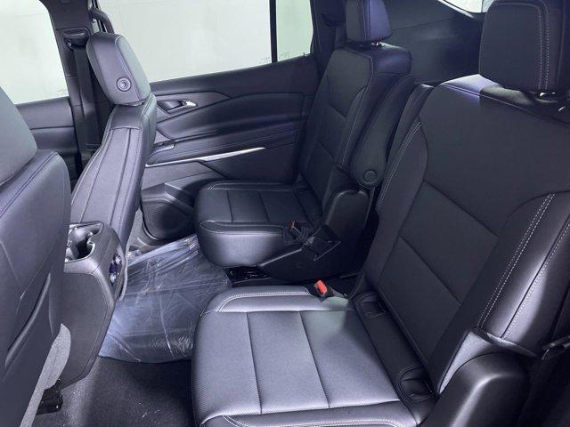 new 2025 Chevrolet Traverse car, priced at $45,124