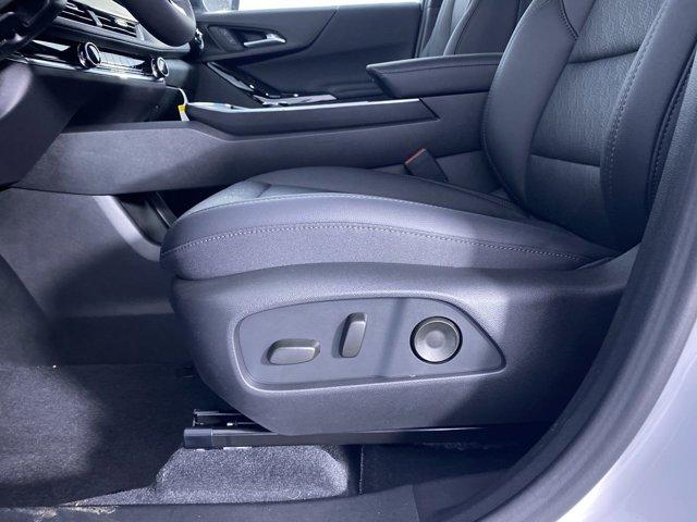 new 2026 Chevrolet Equinox car, priced at $30,915