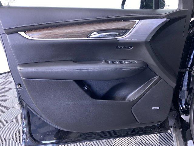 used 2024 Cadillac XT6 car, priced at $51,990