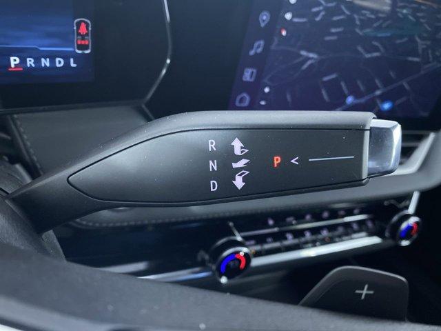 new 2026 Chevrolet Equinox car, priced at $30,665