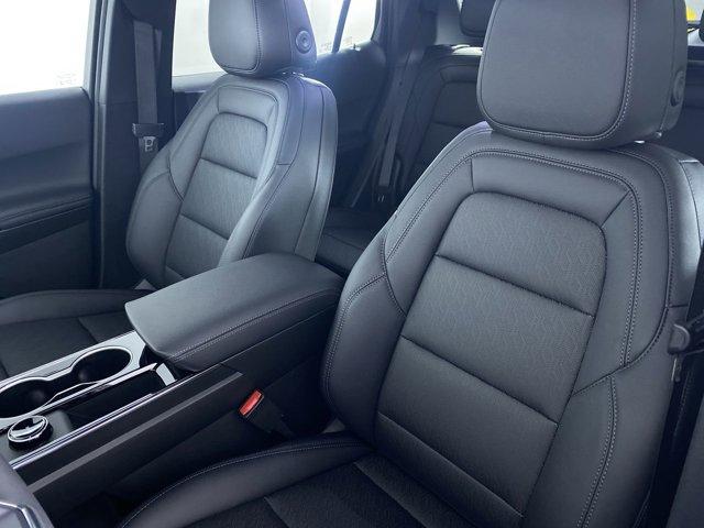 new 2026 Chevrolet Equinox car, priced at $30,665