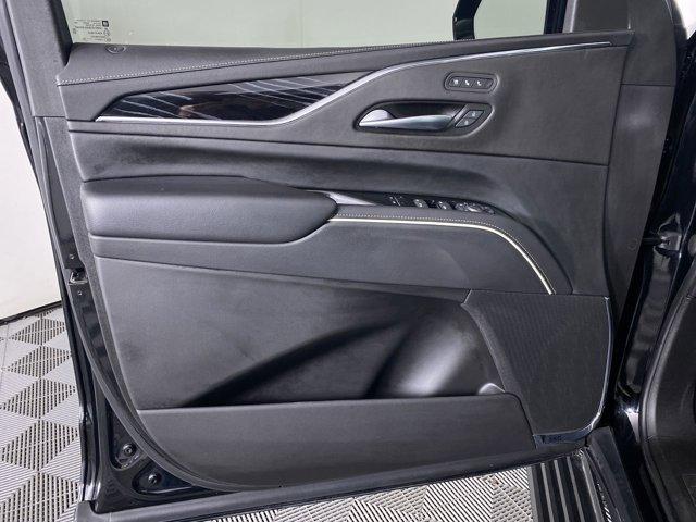 used 2023 Cadillac Escalade ESV car, priced at $58,990