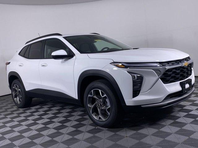 new 2025 Chevrolet Trax car, priced at $25,084