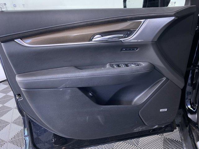 used 2022 Cadillac XT6 car, priced at $41,790