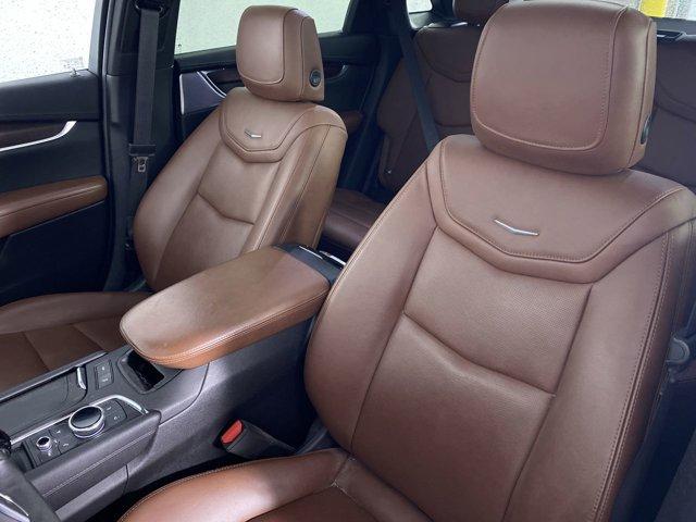 used 2022 Cadillac XT5 car, priced at $37,490