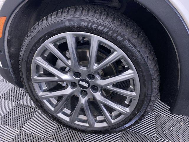 used 2021 Cadillac XT4 car, priced at $31,490