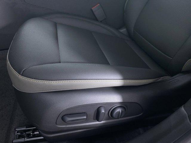 new 2025 Chevrolet Trax car, priced at $26,779