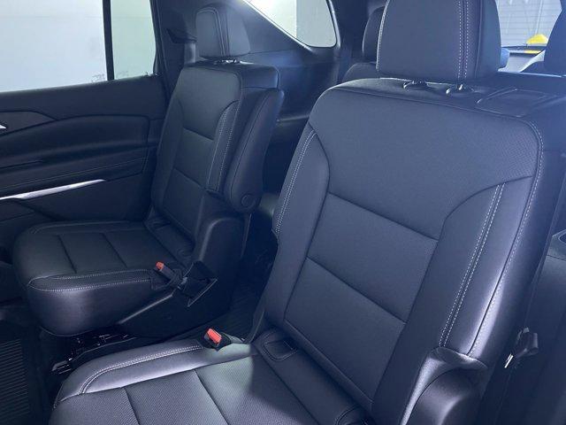 new 2025 Chevrolet Traverse car, priced at $44,359