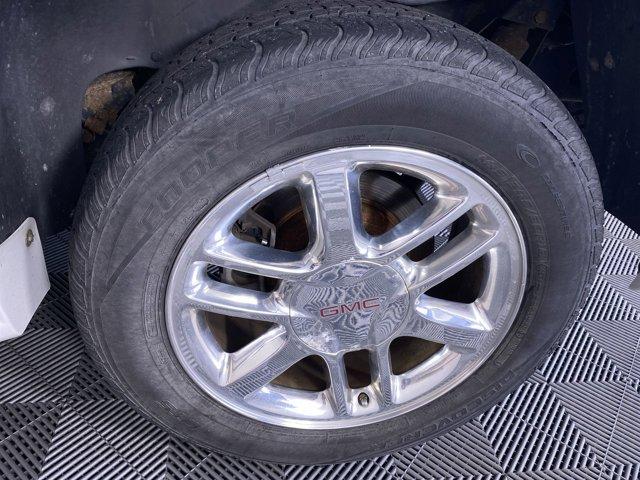 used 2009 GMC Envoy car, priced at $11,990