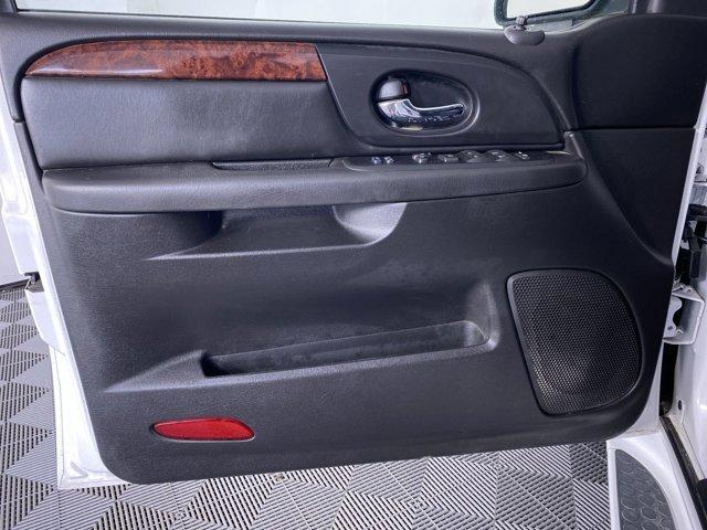 used 2009 GMC Envoy car, priced at $11,990