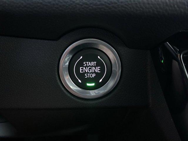 used 2025 Chevrolet Traverse car, priced at $54,990