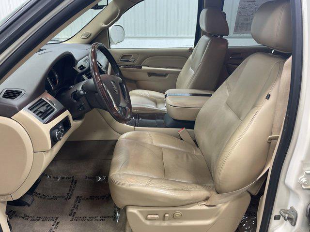 used 2010 Cadillac Escalade ESV car, priced at $12,544