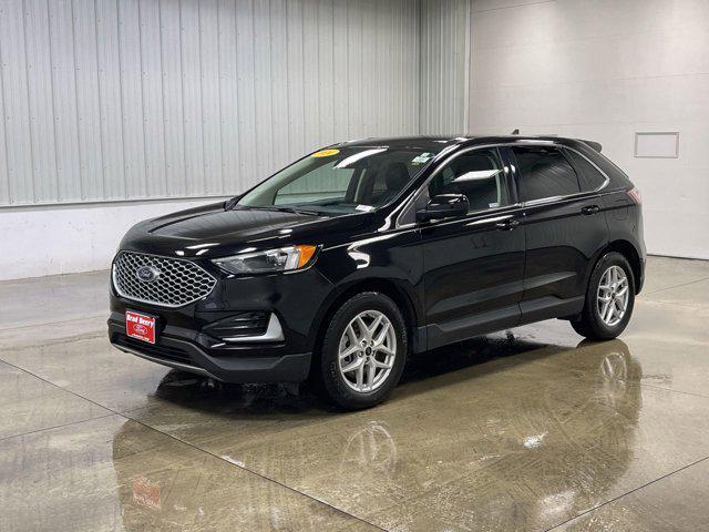 used 2024 Ford Edge car, priced at $28,005