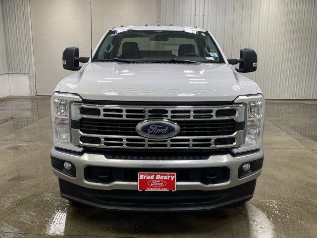 new 2025 Ford F-250 car, priced at $54,930