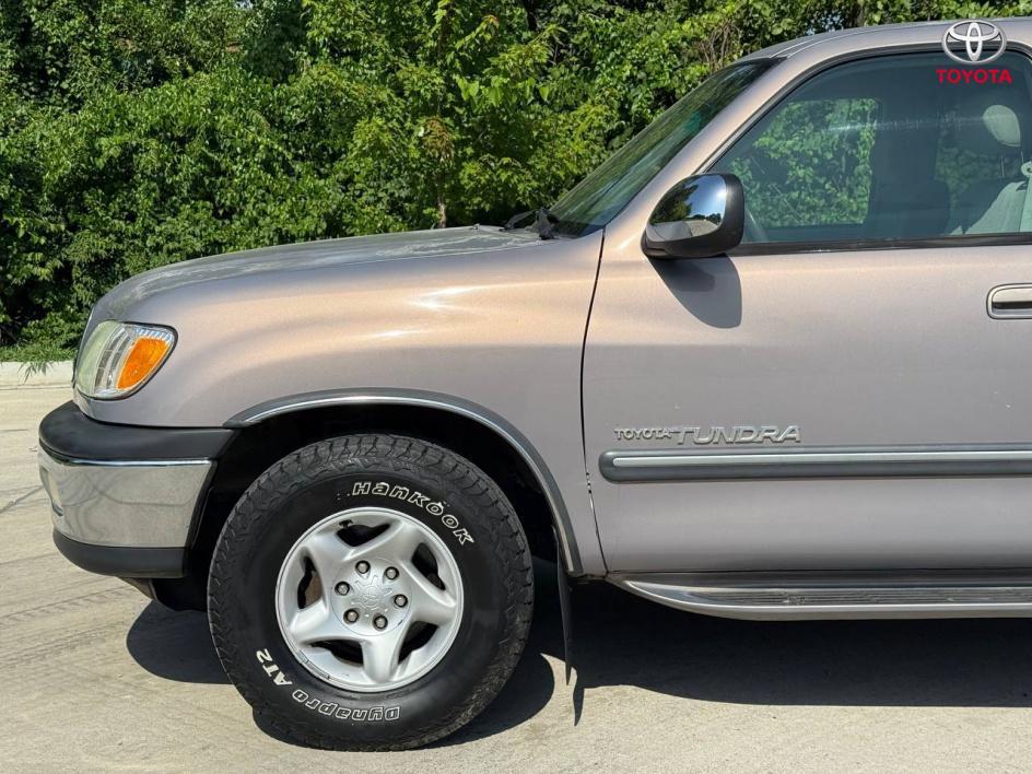 used 2002 Toyota Tundra car, priced at $9,525