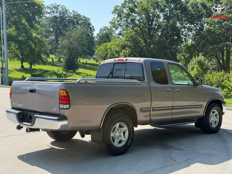 used 2002 Toyota Tundra car, priced at $9,525
