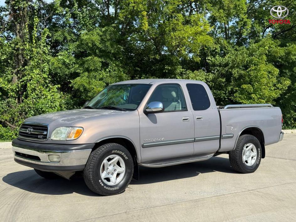 used 2002 Toyota Tundra car, priced at $9,525