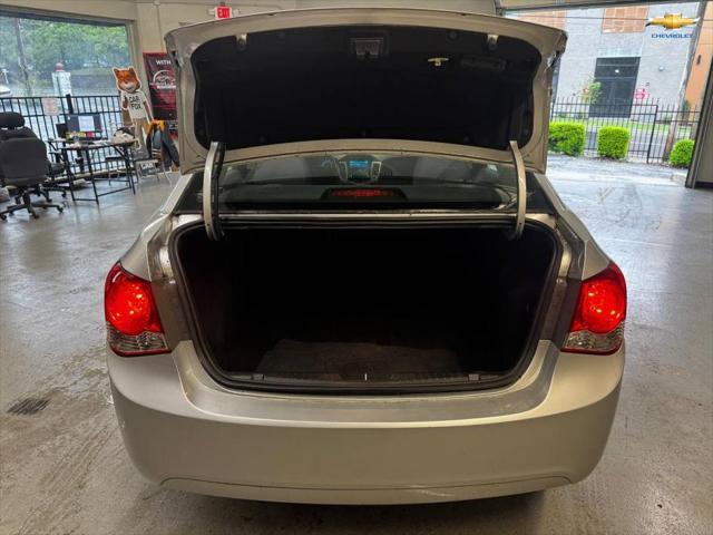 used 2014 Chevrolet Cruze car, priced at $6,111