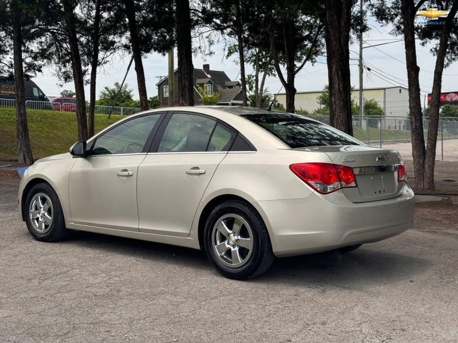 used 2014 Chevrolet Cruze car, priced at $4,800