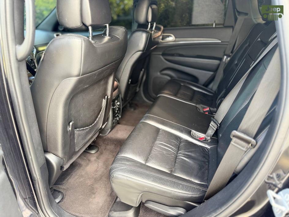 used 2016 Jeep Grand Cherokee car, priced at $13,666