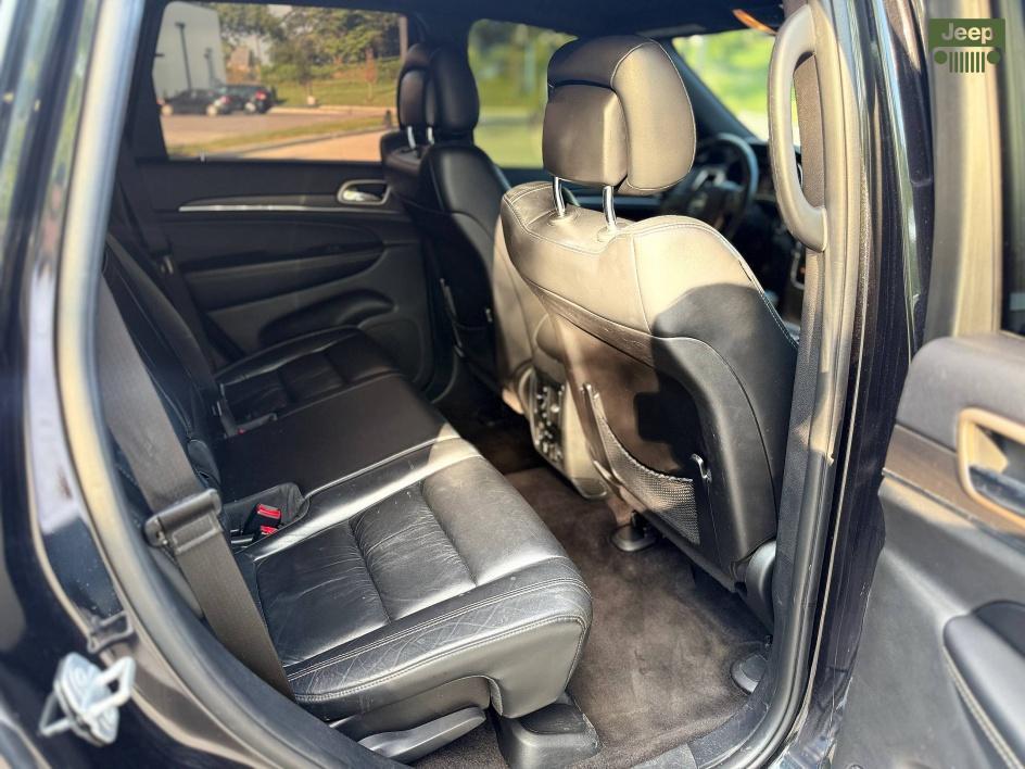used 2016 Jeep Grand Cherokee car, priced at $13,666