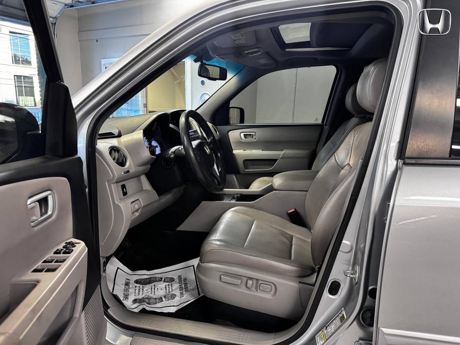 used 2015 Honda Pilot car, priced at $9,888