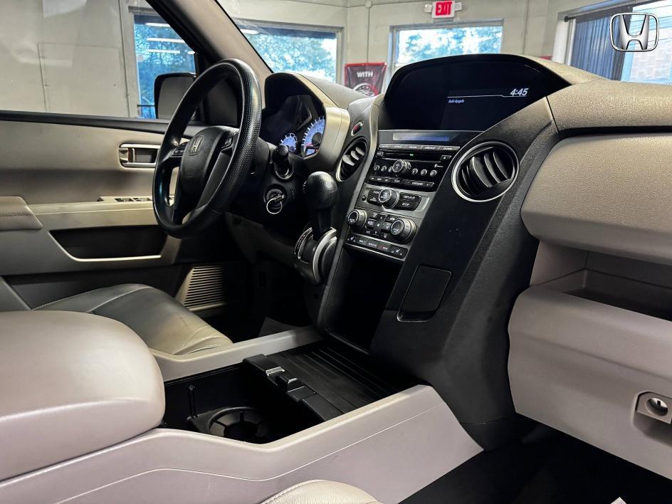 used 2015 Honda Pilot car, priced at $9,888