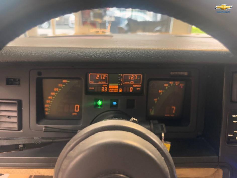 used 1987 Chevrolet Corvette car, priced at $9,999