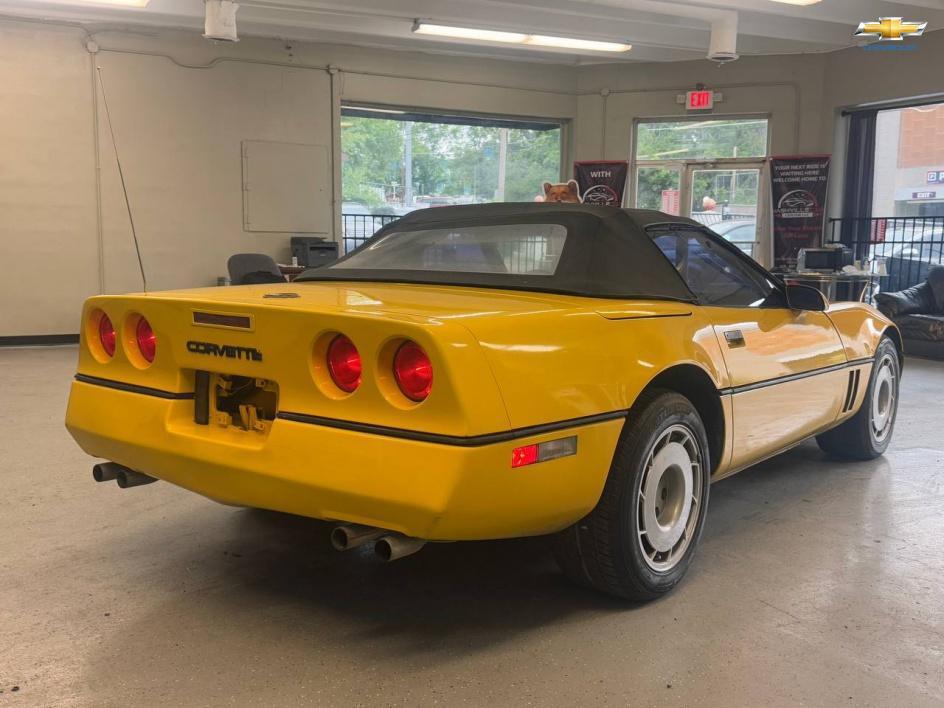 used 1987 Chevrolet Corvette car, priced at $9,999