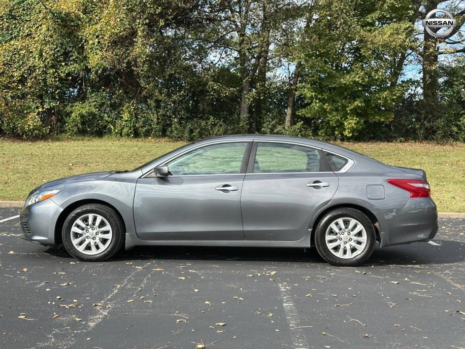 used 2018 Nissan Altima car, priced at $9,555