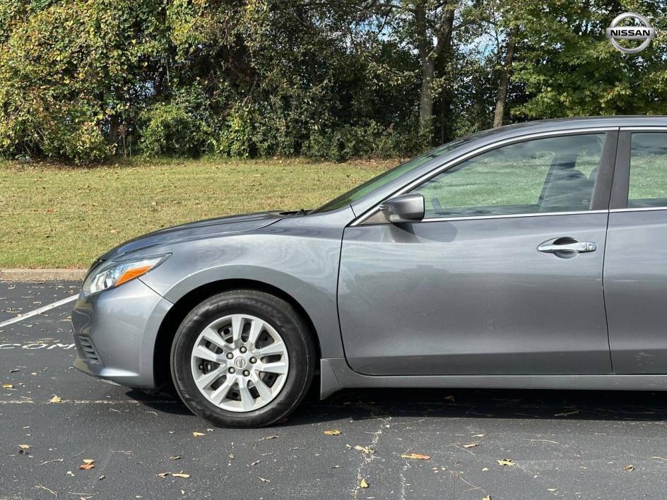 used 2018 Nissan Altima car, priced at $9,555