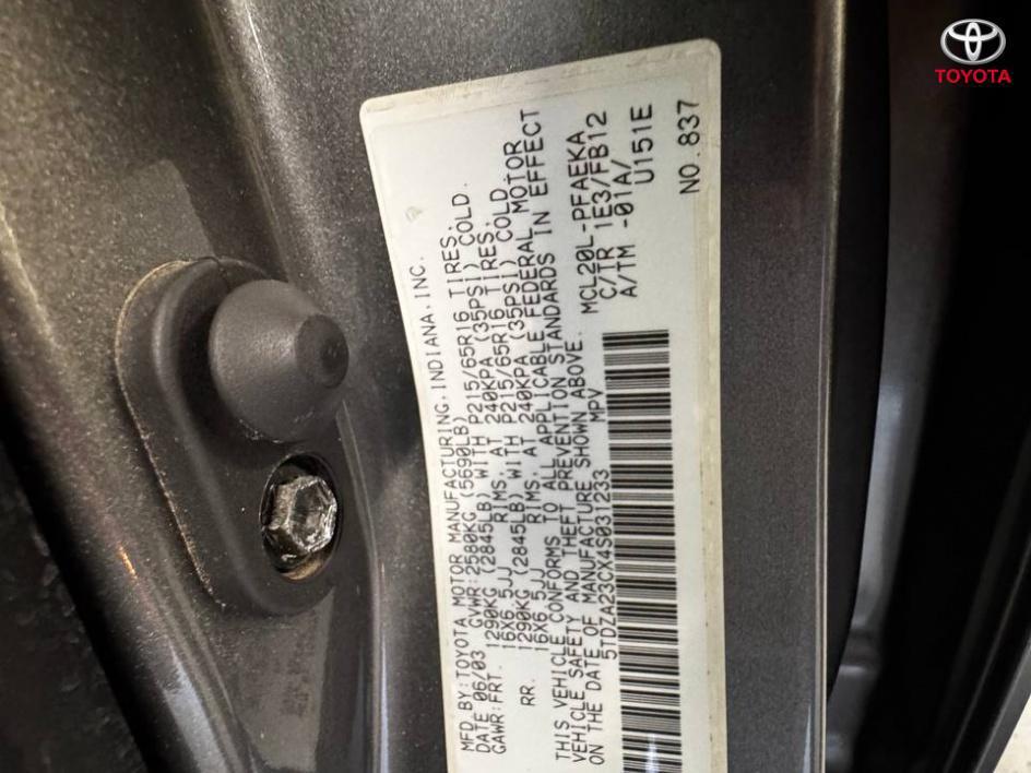 used 2004 Toyota Sienna car, priced at $5,555