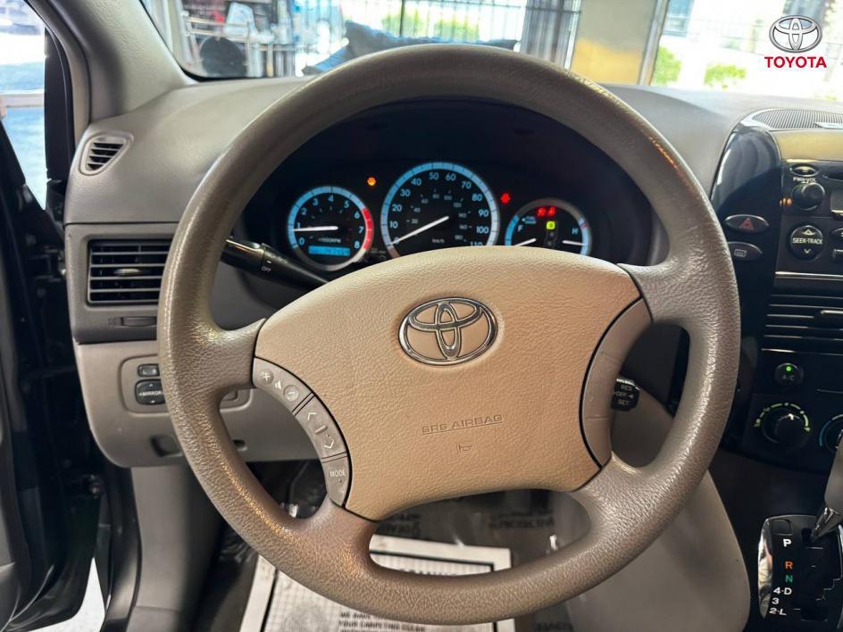 used 2004 Toyota Sienna car, priced at $5,555