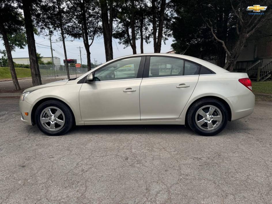 used 2014 Chevrolet Cruze car, priced at $5,499