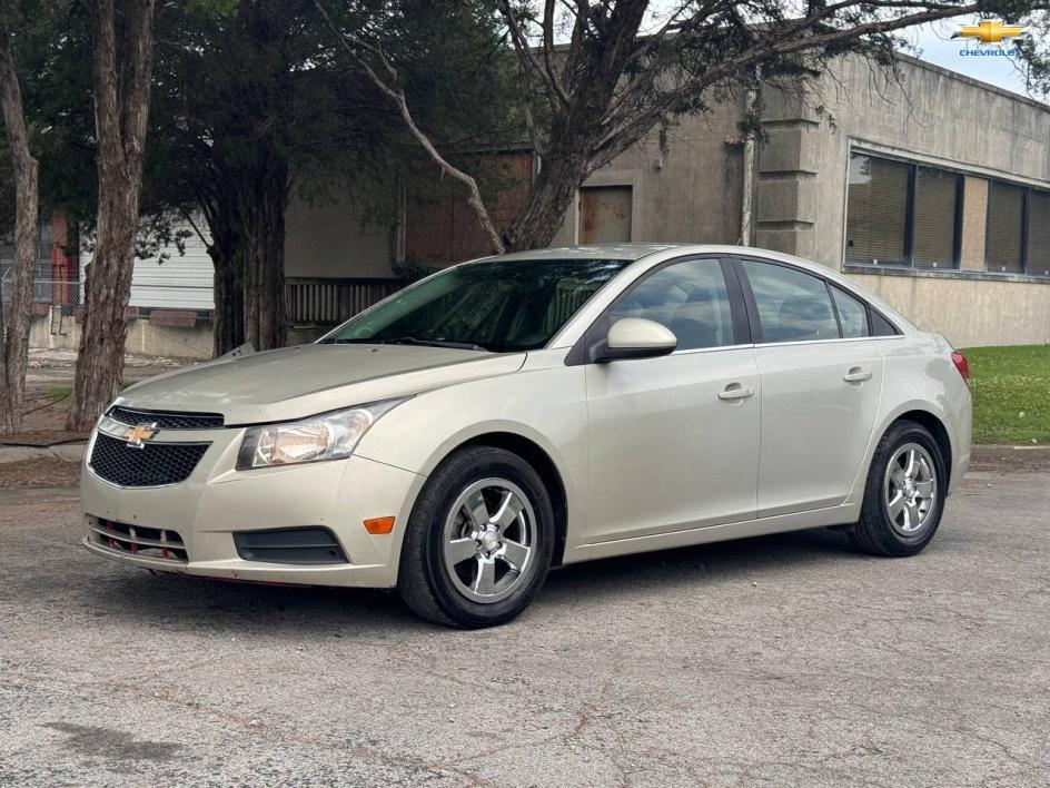 used 2014 Chevrolet Cruze car, priced at $5,666
