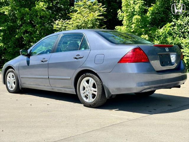 used 2007 Honda Accord car, priced at $5,555