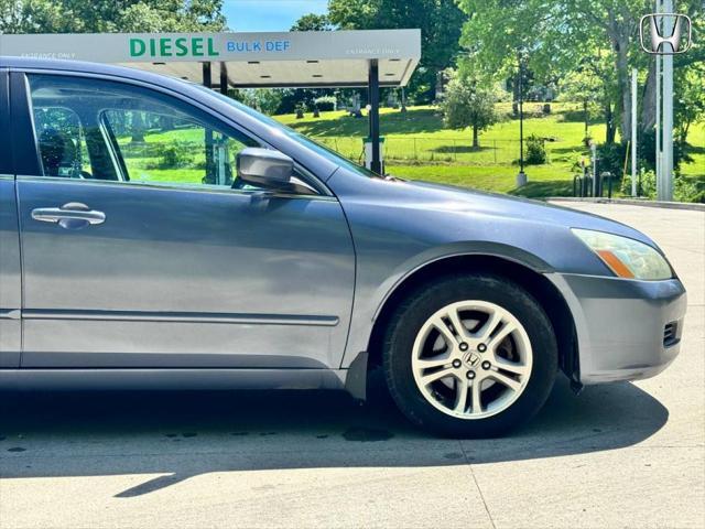 used 2007 Honda Accord car, priced at $5,555