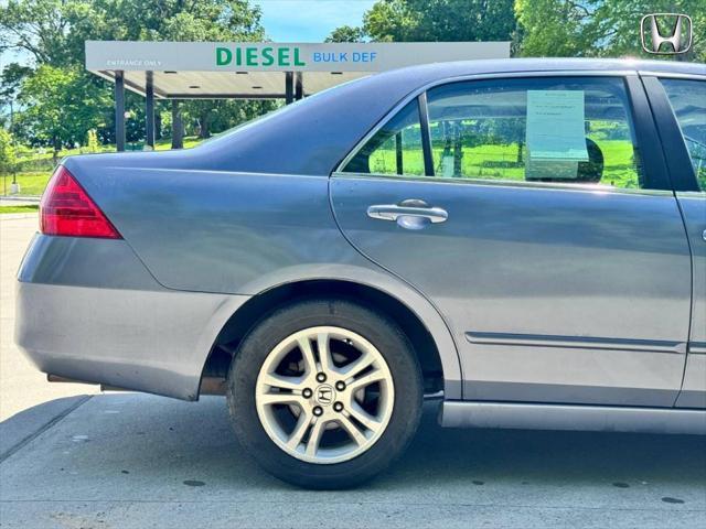 used 2007 Honda Accord car, priced at $5,555