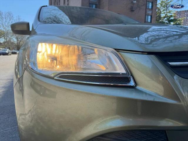 used 2013 Ford Escape car, priced at $5,999