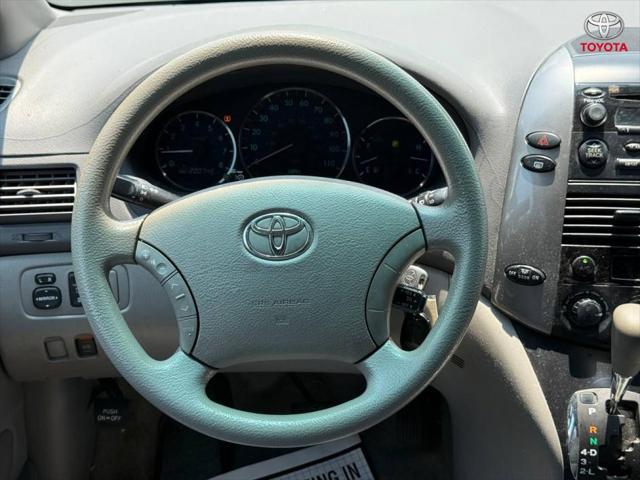 used 2008 Toyota Sienna car, priced at $4,555