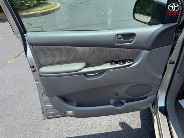 used 2008 Toyota Sienna car, priced at $4,555